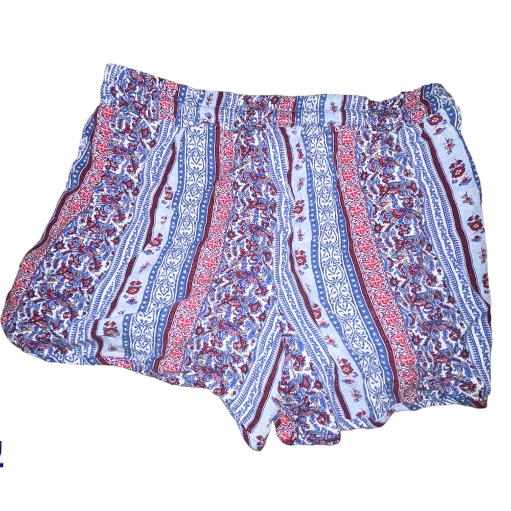 Pattern Shorts - Picture 4 of 5
